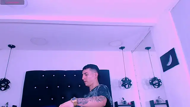 Angel_xxx live sex cam