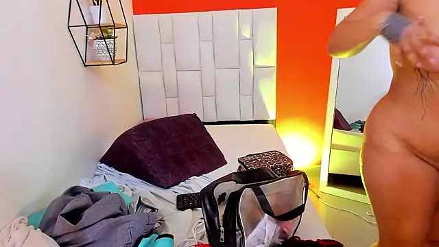 TwoForyouX live sex cam