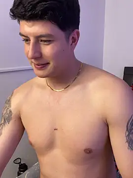 Goldenknight33 live sex cam