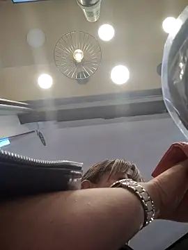 tata_sanz_ live sex cam