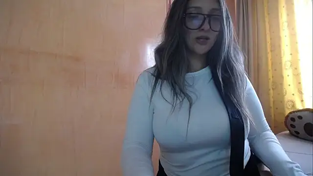 miss_lilieth's cam snapshot