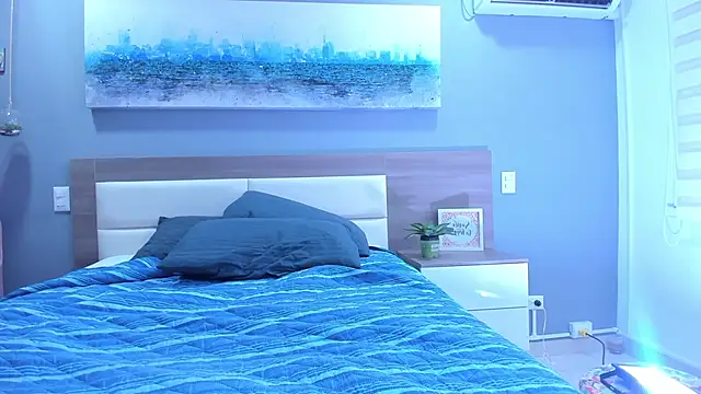 Julietta_smith_'s cam snapshot