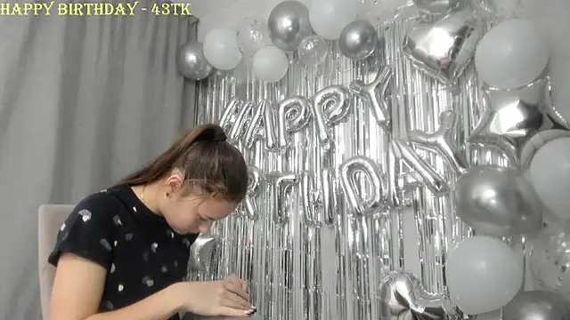 why_again_me's cam snapshot