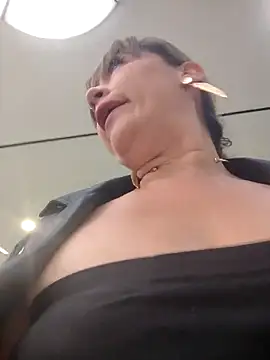 tata_sanz_'s cam snapshot