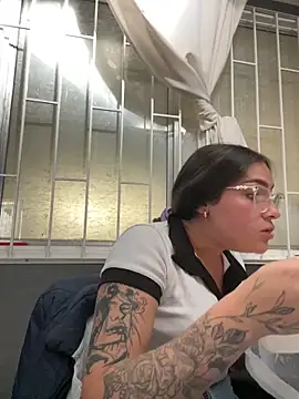 Alyha_Cortes's cam snapshot