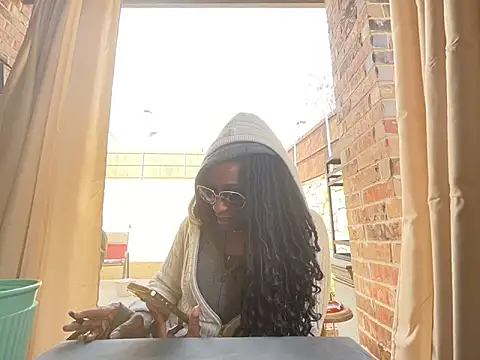 wynterheat's cam snapshot