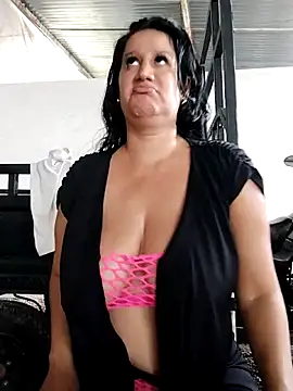 keilymadam's cam snapshot