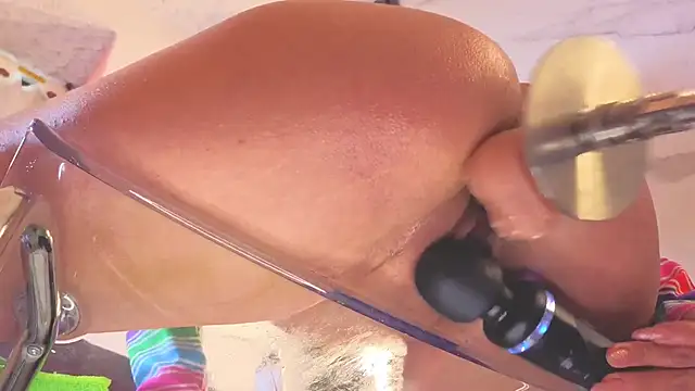 Scarlet_Red_'s cam snapshot