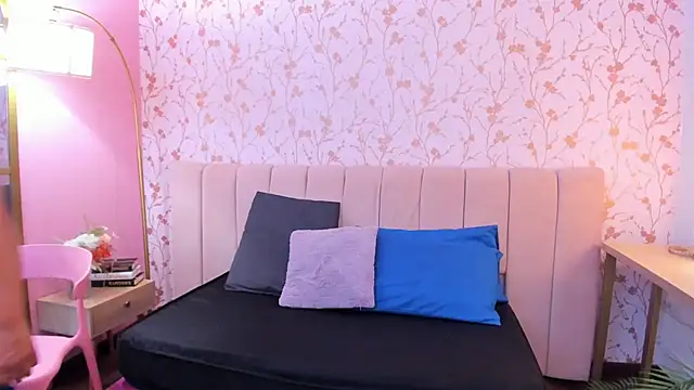 taylor_bennet's cam snapshot