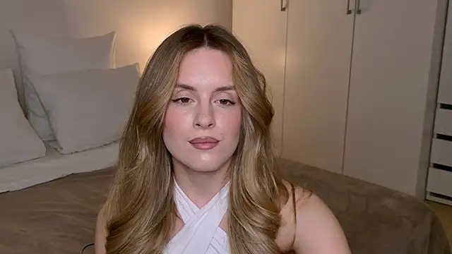 RozzitaBedberry's cam snapshot