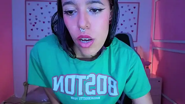 stephania_t's cam snapshot