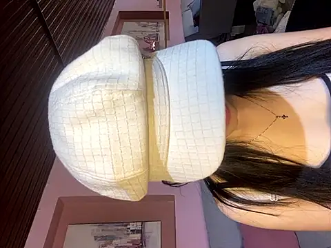 SandyPink_'s cam snapshot