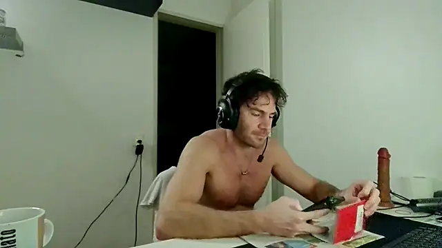 alpha-hunk's cam snapshot