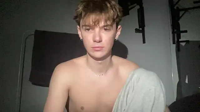 Milk_Guy live sex cam
