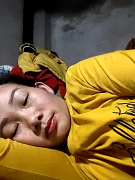 gio-thu's cam snapshot