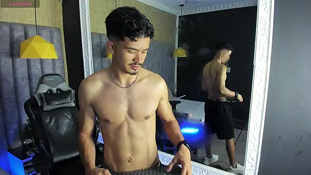 NicolaiKarav's cam snapshot