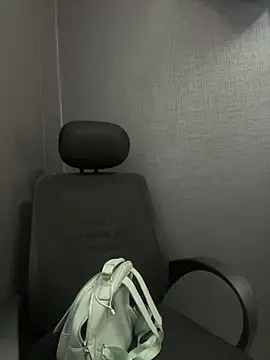 Emily_Rivers_'s cam snapshot