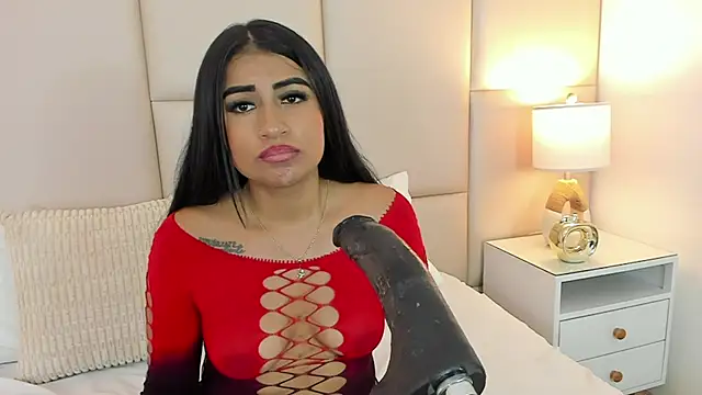 AntoniaRoss_'s cam snapshot