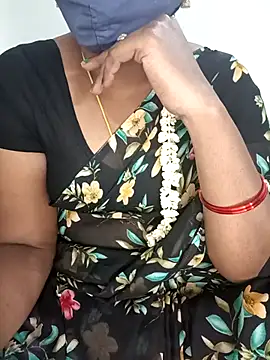 Tamil-hotwife's cam snapshot