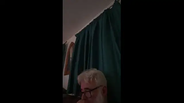 LeatherSdaddy's cam snapshot