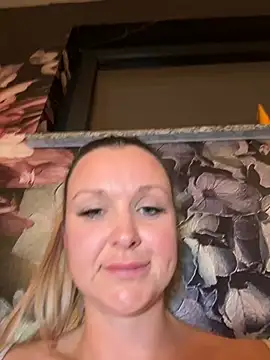 Bella-Tight's cam snapshot