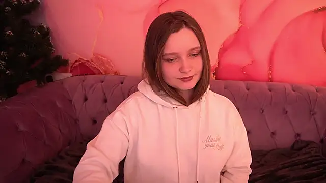 MagicPeachh_'s cam snapshot