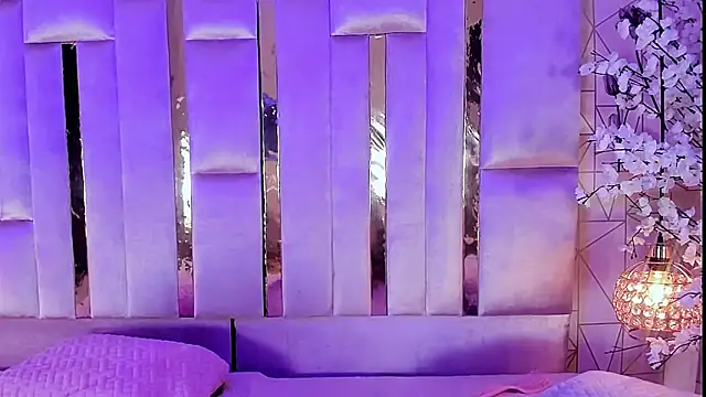 HannaCollins_'s cam snapshot