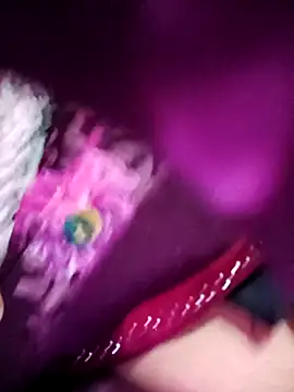 CUTGIRL76's cam snapshot