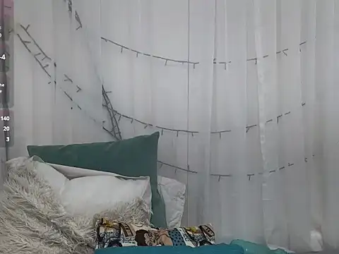 ninaa_fox's cam snapshot