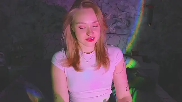 Aurora_Golden1's cam snapshot