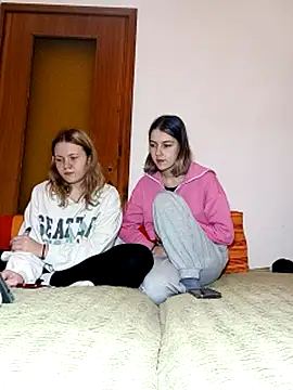 ella_maya's cam snapshot