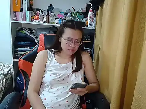 crizzybel's cam snapshot