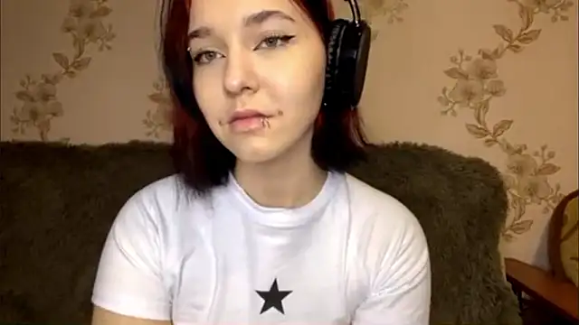 EmilyVeiro's cam snapshot