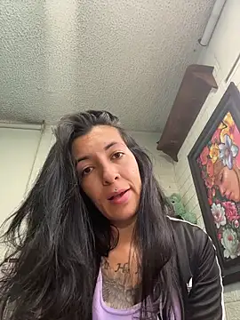 SALOME_KORLAND's cam snapshot