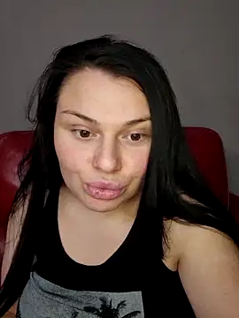 9Alice's cam snapshot