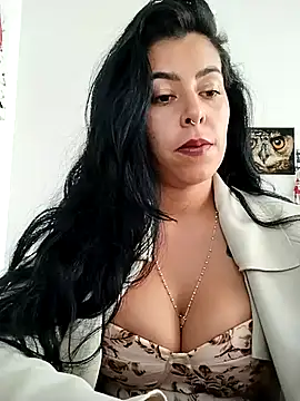 Luianna's cam snapshot