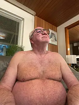 biggandybig's cam snapshot