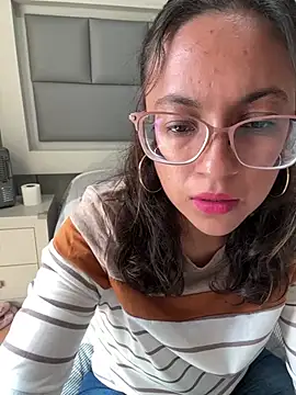 Alessandra-Mex92's cam snapshot