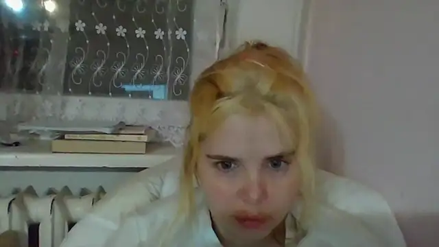 HornyElena's cam snapshot