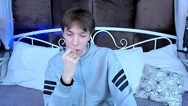 MarkBranston's cam snapshot