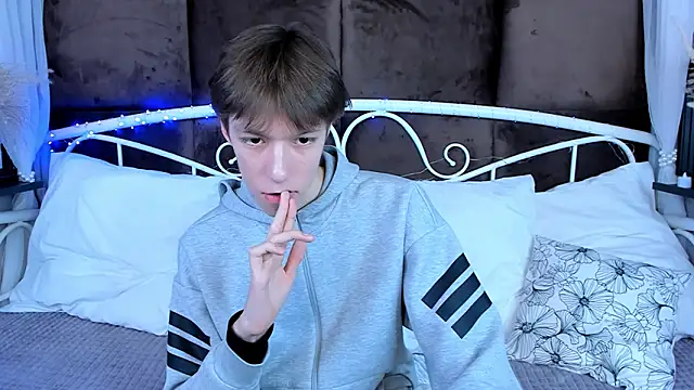 MarkBranston's cam snapshot