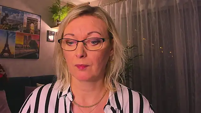 vanessa_chat's cam snapshot