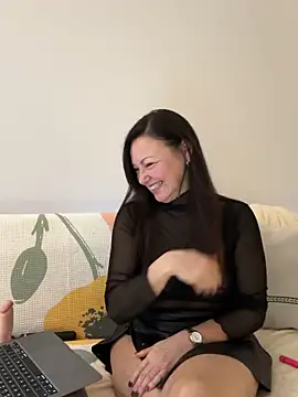 HotLdyllic's cam snapshot