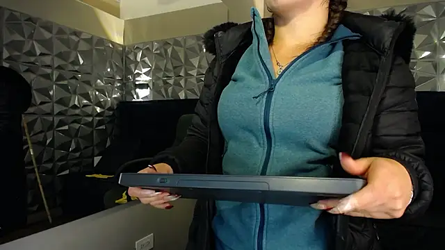 _isaabellaa's cam snapshot