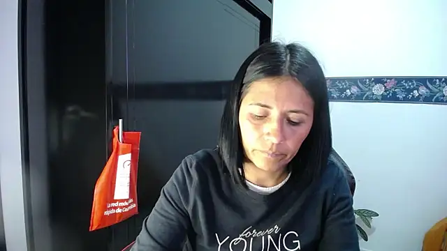 sharoon_cheerry's cam snapshot