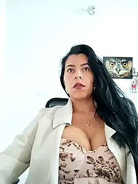 Luianna's cam snapshot