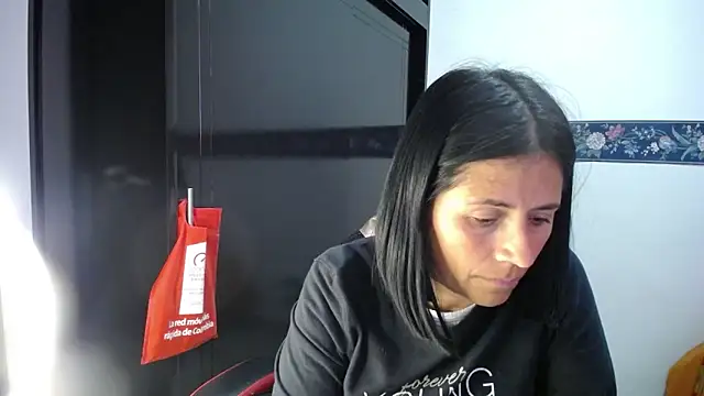 sharoon_cheerry's cam snapshot