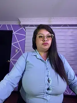 MiiaaJoness's cam snapshot