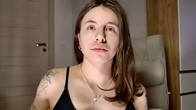 MadeInParadise live sex cam