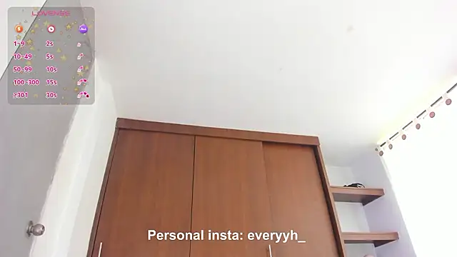 Sweet_poetryy live sex cam